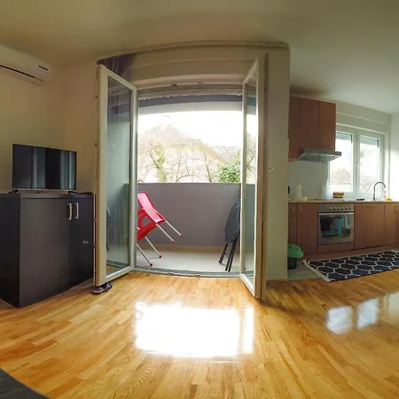 Apartman 1 - Stan Na Dan -
